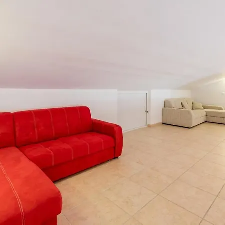 Bakic Apartment *